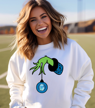 Load image into Gallery viewer, Lions Bougie Green Dude Hand Ornament