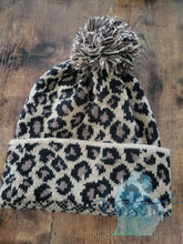 Load image into Gallery viewer, Beanie With Patch