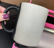 Load image into Gallery viewer, Custom 11 oz Glossy Black to White Color Changing Ceramic Mug
